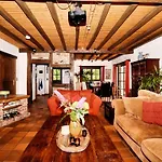 Met Zwembad Rust En Ruimte *