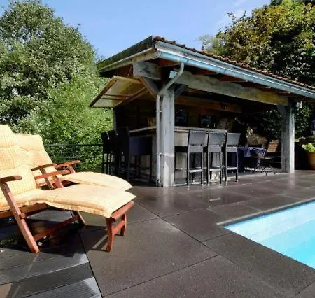 Met Zwembad Rust En Ruimte Villa Aywaille